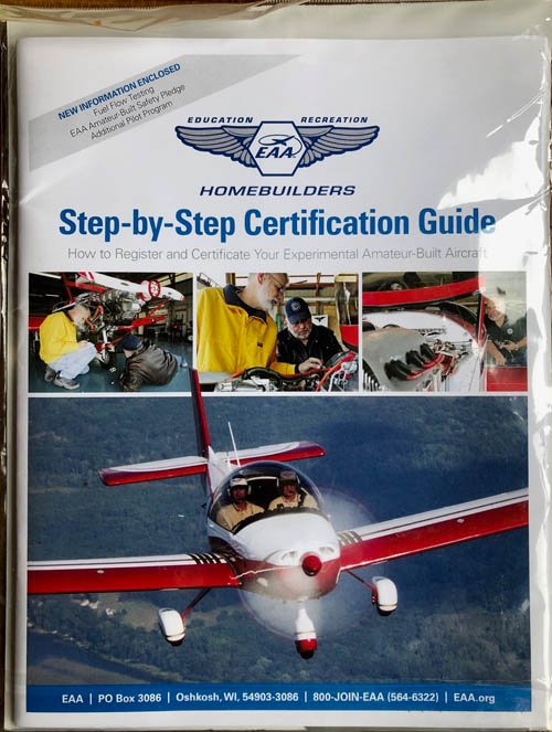 EAAはホームビルダー(自宅へ飛行機を製作する人のことをこう呼ぶ)向けに、認証取得のノウハウをまとめたガイドを販売している。
