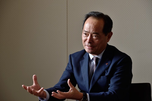 高島屋の木本茂社長(写真:大槻 純一)
