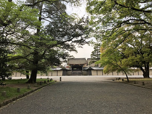 京都御所。幕末、幕府軍と長州藩が武力衝突した(蛤御門の変)