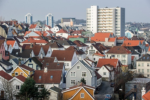 <span class="fontBold">過熱気味のノルウェーの住宅価格。バブルを指摘する声も少なくない（写真：Bloomberg/Getty Images）</span>