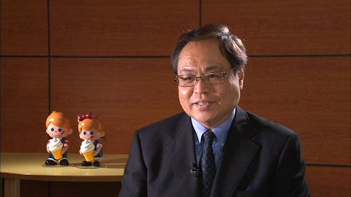 日世の歴史に詳しい執行役員の茨田さん