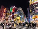歌舞伎町ホストクラブが介護事業　意外な共通点とコロナ禍の決断