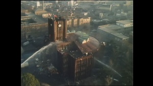 安田講堂占拠 始まりは 無給への抗議 だった 日経ビジネス電子版 安田講堂占拠 始まりは 無給への抗議 だった 日経ビジネス電子版