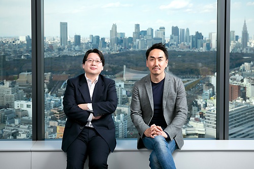 LINEの出澤剛社長(右)とクローバをけん引する舛田淳取締役CSMO(左)が第3の創業への意欲を語った(撮影:的野弘路)