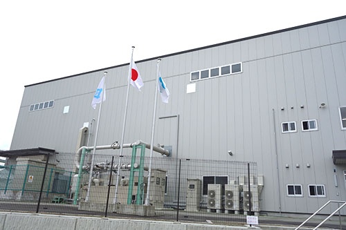 全町避難が解除されたばかりの福島県楢葉町に建設された住友金属鉱山の電池部材工場