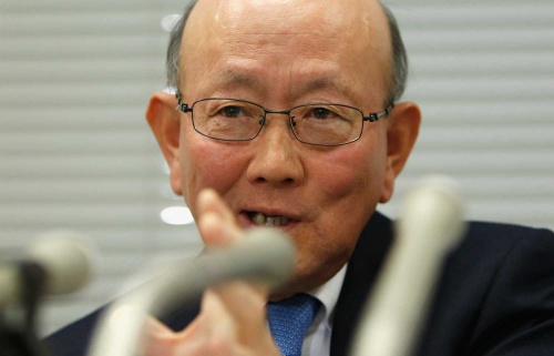 伊藤忠の岡藤正広会長は来年の定時株主総会でどんな手を打つか(写真:ロイター/アフロ)