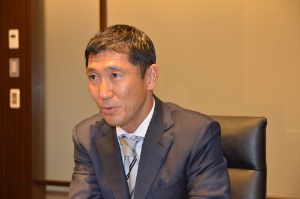 東芝とサムスン メモリーで生き残るのは2社 4ページ目 日経ビジネス電子版 東芝とサムスン メモリーで生き残るのは2社 4ページ目 日経ビジネス電子版