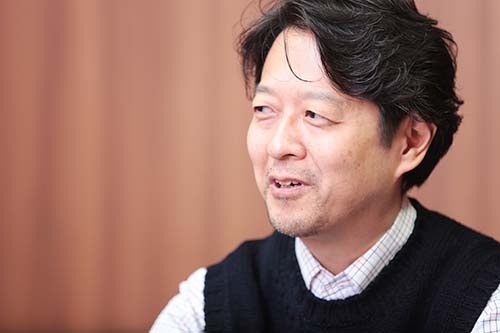 <b>佐々木裕一(ささき・ゆういち)</b><br /> 1968年生まれ。92年、一橋大学社会学部卒業後、電通に入社。その後、アーサー・D・リトル・ジャパン、NTTデータ経営研究所に勤務。2009年、慶應義塾大学大学院政策・メディア研究科博士課程修了(政策・メディア博士)。現在、東京経済大学コミュニケーション学部教授。ソーシャルメディアとネット広告、情報サービス産業などの研究に取り組む。ソーシャルメディアの収益モデル史・社会史に関する15年以上にわたる調査を継続中。