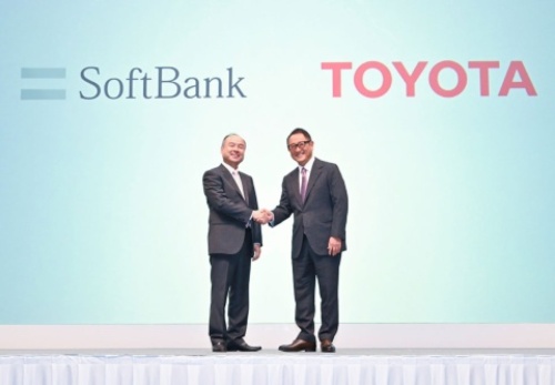 18年10月、トヨタ自動車とソフトバンクの共同会社の設立会見での一幕