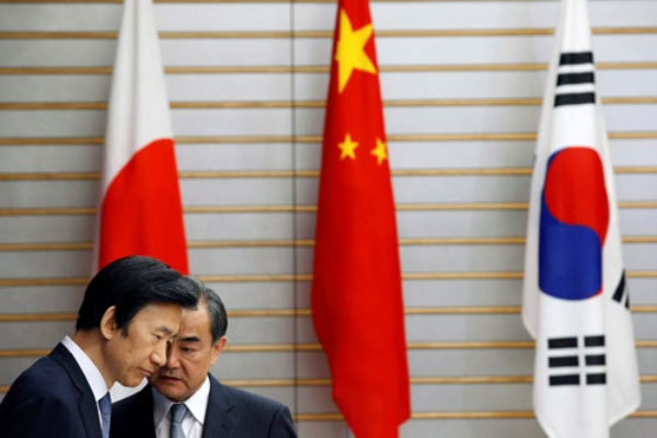 中国が韓国を 投げ売り する日 日経ビジネス電子版 中国が韓国を 投げ売り する日 日経ビジネス電子版