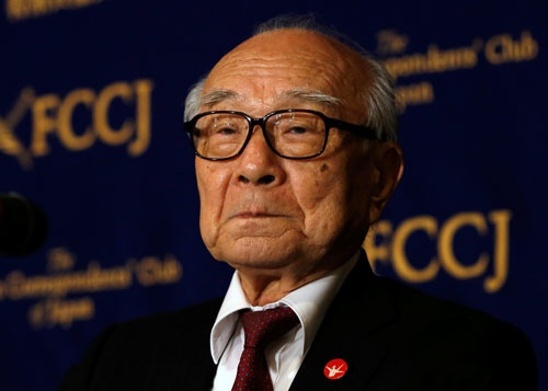 日本原水爆被害者団体協議会の田中煕巳事務局長は、被爆地・広島を訪問するオバマ大統領に向け「核兵器廃絶の先頭に立ってほしい」と感情を抑えて語る(写真:ロイター/アフロ)