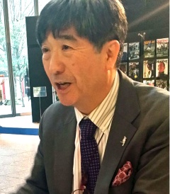<b>真田 幸光(さなだ・ゆきみつ)</b> 愛知淑徳大学ビジネス学部・研究科教授(研究科長)/1957年東京生まれ。慶応義塾大学法学部卒。81年、東京銀行入行。韓国・延世大学留学を経てソウル、香港に勤務。97年にドレスナー銀行、98年に愛知淑徳大学に移った。97年のアジア通貨危機当時はソウルと東京で活躍。2008年の韓国の通貨危機の際には、97年危機の経験と欧米金融界に豊富な人脈を生かし「米国のスワップだけでウォン売りは止まらない」といち早く見切った。