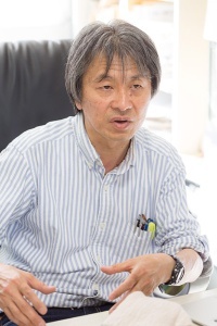 東京農工大学の高田秀重教授は、マイクロプラスチック汚染の世界的な研究者の一人だ。