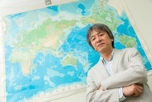 世界のプラスチック汚染の現状と各国の動向に詳しい高田さんは、日本の対応の遅れを強調した。