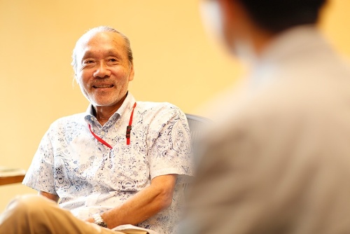 すぐれた研究開発には理論だけでなく、経験と感覚が不可欠だと新竹さんは強調した。