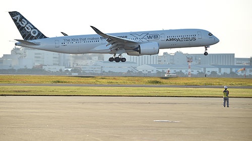 JALは次世代機として、エアバスの最新鋭機A350 XWBを選んだ(撮影:吉川 忠行、他も同じ)