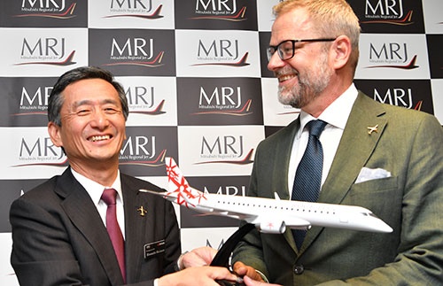 MRJはスウェーデンの航空機リース会社と最大20機を発注する契約締結に向けた基本合意に至った(撮影:吉川 忠行、ほかも同じ)