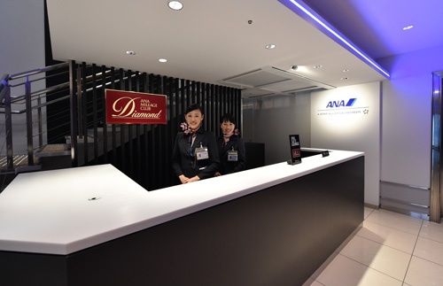 伊丹空港に新しくオープンしたANAの「スイートラウンジ」(撮影:吉川 忠行、ほかも同じ)