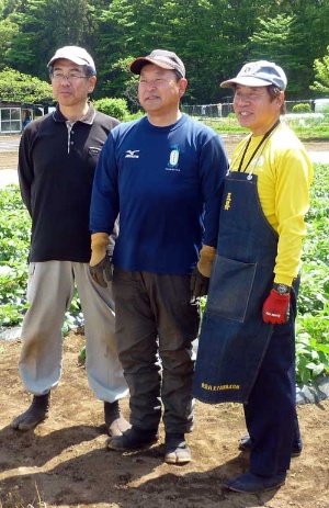 セカンドライフに挑戦する3人。左から泉政之さん、続橋昌志さん、水野聡さん。(写真提供:アーバンファーム八王子)