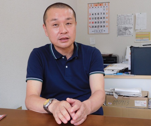 「農家ではなく、経営者になりたい」と話す田中さん。その一歩を踏み出した(京都府亀岡市)
