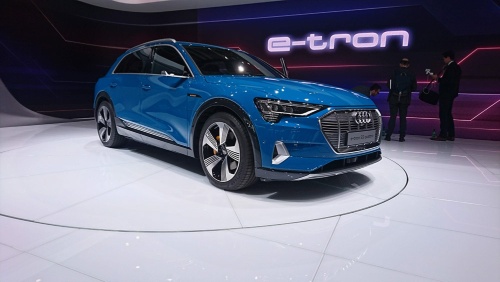 アウディが出展した初の量産EV「Audi e-tron」