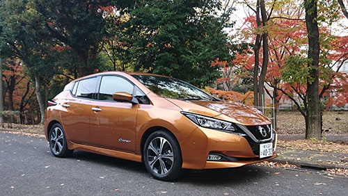 日産自動車が2017年10月に発売した電気自動車（EV）の新型「リーフ」