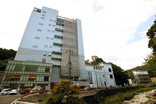 本社を山口県から都心部に移すことは微塵も考えていない