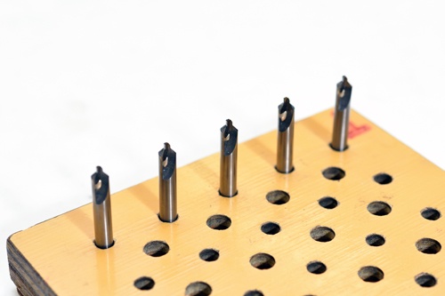 従来の工具にもレーザー技術を応用(写真:上野英和)