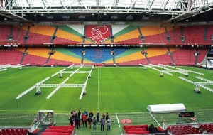 <b>オランダのサッカー場「アムステルダム・アレナ」のスマート化に貢献</b>