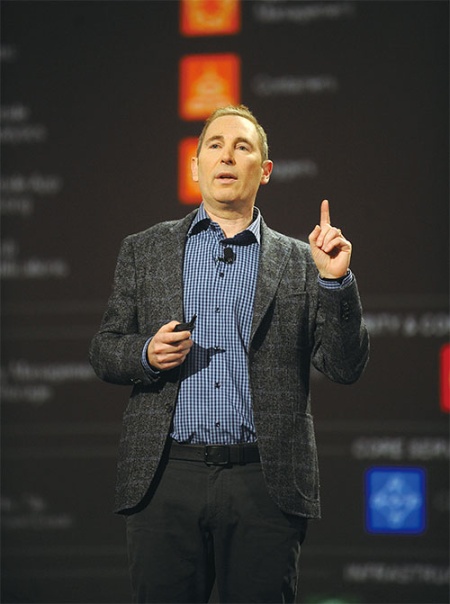 <b>米ラスベガスで開催された「re:Invent」に登壇したアマゾン・ウェブ・サービスのアンディ・ジャシーCEO</b>(写真=鍋島 明子)