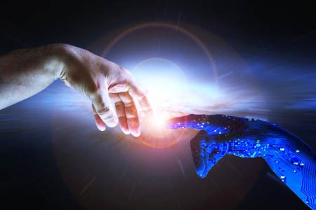 人工知能(AI)が指数関数的な進化を遂げ、人類の知能を上回ることを指す「シンギュラリティ(技術的特異点)」。米国の発明家レイ・カーツワイル氏は2045年に訪れると予想したが…。(写真:johndwilliams/123RF)