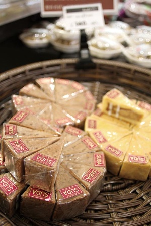 新潟土産といえば笹団子 だけじゃない 2ページ目 日経ビジネス電子版