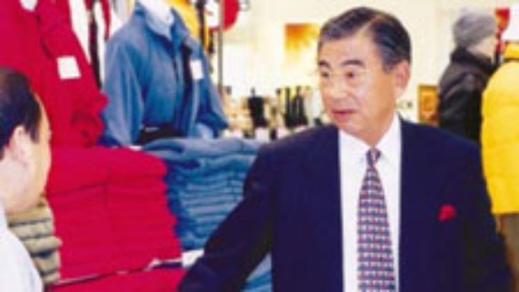 伊藤雅俊 恋する若者のようにお客を愛せ 日経ビジネス電子版 伊藤雅俊 恋する若者のようにお客を愛せ 日経ビジネス電子版