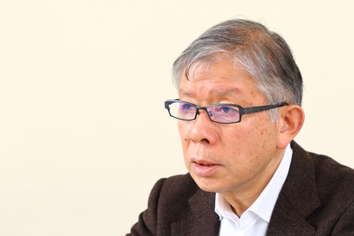 清水浩氏は1980年代からEVの開発に取り組んできた(撮影:北山宏一)
