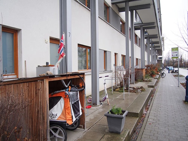 Why なぜ日本人は住宅ローンに大金を払う 日経ビジネス電子版