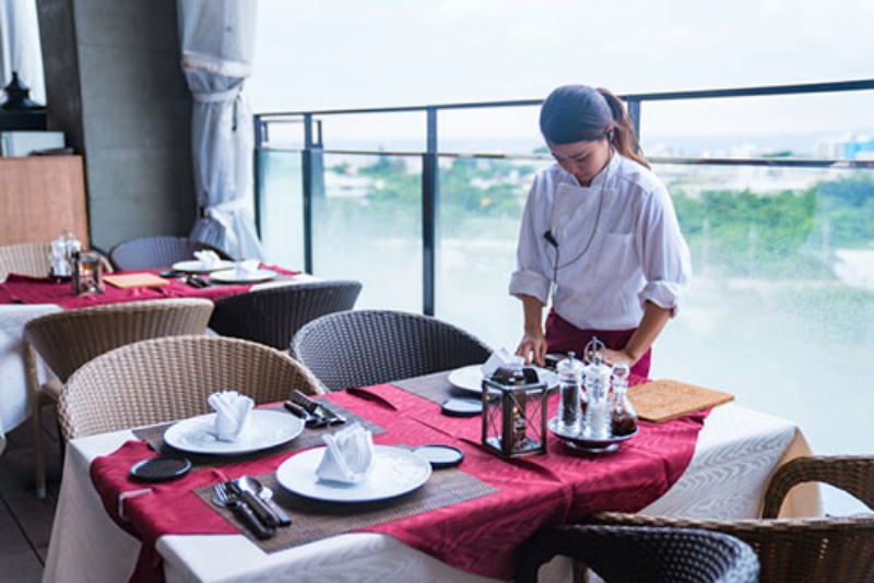 就業者 急増は 消費底入れの前兆か 3ページ目 日経ビジネス電子版