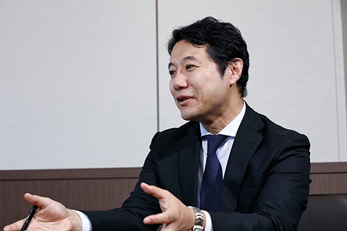早稲田大学ビジネススクールの入山章栄准教授(写真:竹井俊晴)