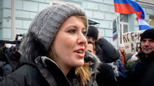 ロシア大統領選、セレブな女性候補が台風の目
