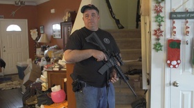 私が6歳の娘に銃を教えた理由 日経ビジネス電子版 私が6歳の娘に銃を教えた理由 日経ビジネス電子版