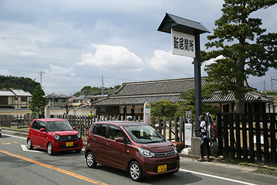 東京・日本橋を出発し、旧東海道をどこまで無給油で走れるかチェックした