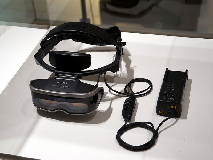 ソニーファン必見、歴代製品約730点を振り返る：日経ビジネス電子版