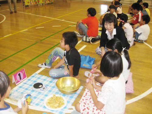 カルビーでは、子供向けの食育イベントも行っている