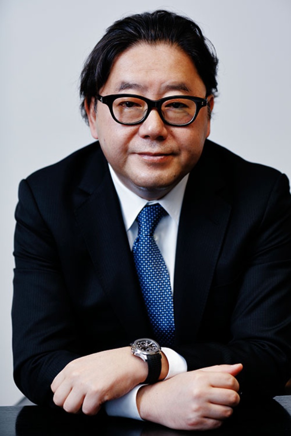 秋元康氏 革新を起こし続けてきた男の頭の中 日経ビジネス電子版 秋元康氏 革新を起こし続けてきた男の頭の中 日経ビジネス電子版