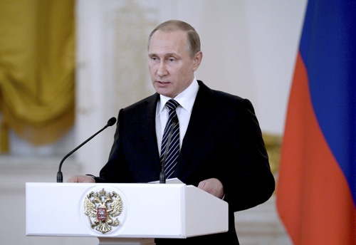 シリアに展開していたロシア軍部隊の撤退について演説するプーチン大統領(Sputnik/Kremlin/ロイター/アフロ)