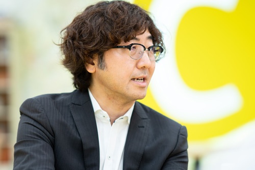日本テレビ放送網、ソニー、LINE社長を経て2015年に女性向け動画メディア運営のC Channelを創業。(写真=吉成 大輔)