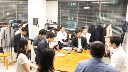 山田CEOに話を聞くオープン編集会議メンバー