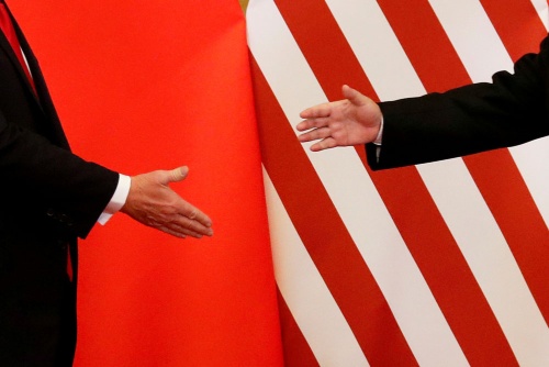 トランプ大統領と習近平国家主席は再び手を取り合えるのか(写真:ロイター/アフロ)