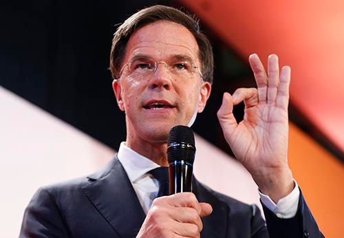 オランダ下院選(定数150)の投開票が3月15日行われ、現職のマルク・ルッテ首相率いる与党・自由民主党が33議席を獲得し、現有の40議席から大きく減らしたものの、第1党を維持した。(写真:新華社/アフロ)