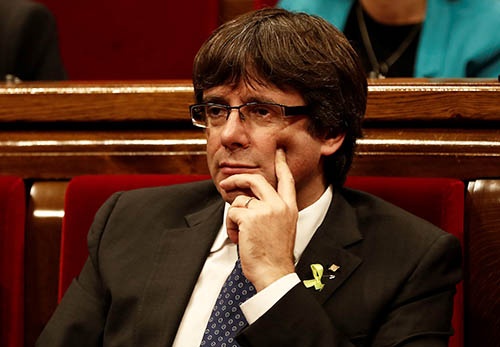 スペイン・カタルーニャ州議会による「独立宣言」を主導したとして、スペイン政府から州首相の職務を解任されたプチデモン氏。(写真:Anadolu Agency/Getty Images)