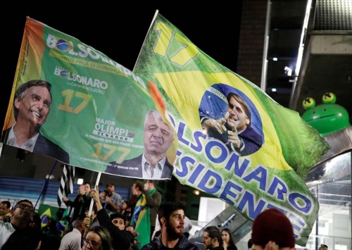 2018年ブラジル大統領選挙の決選投票で、極右ボルソナロ氏が勝利した(写真:ロイター/アフロ)